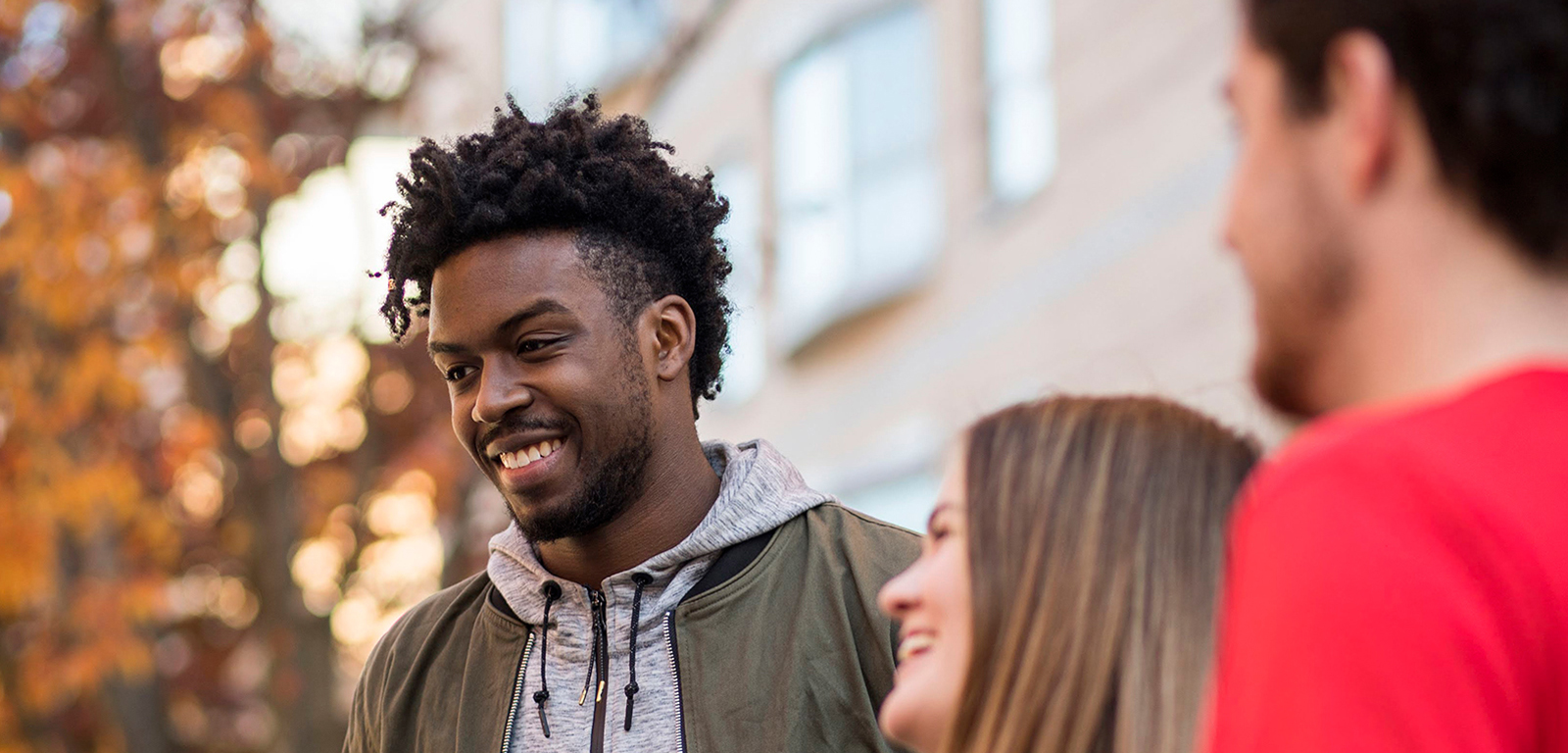 Đại học Suffolk Background Image